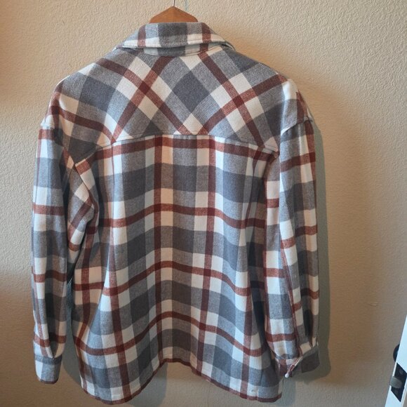 Flannel shacket - Picture 3 of 3